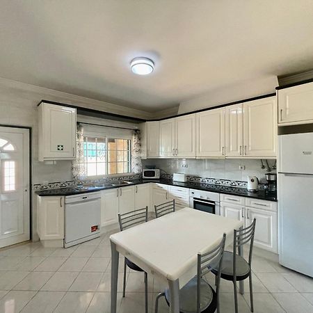 Maison Familiale Avec Terrasse, Bbq البوفيرا المظهر الخارجي الصورة